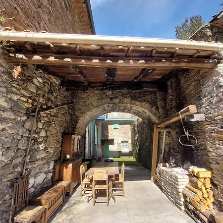 Gite Et Jardin En Bord De Riviere Saumane Экстерьер фото